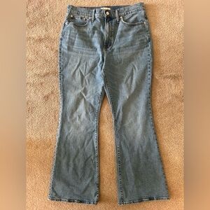 Madewell Perfect Vintage Flare leg jeans.  Women’s size 31.